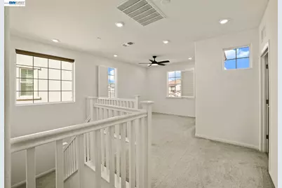 15887 Brownstone Ct, Lathrop, CA 95330 - Photo 37