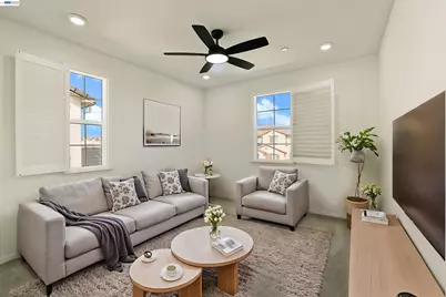 15887 Brownstone Ct, Lathrop, CA 95330 - Photo 5
