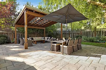 4593 Del Valle Parkway, Pleasanton, CA 94566 - Photo 11