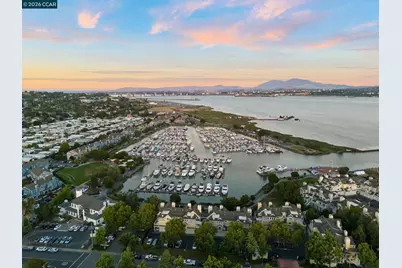 228 1st St, Benicia, CA 94510 - Photo 53