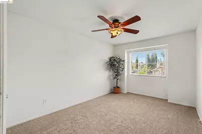 2129 Stratford Ct, Antioch, CA 94509 - Photo 17