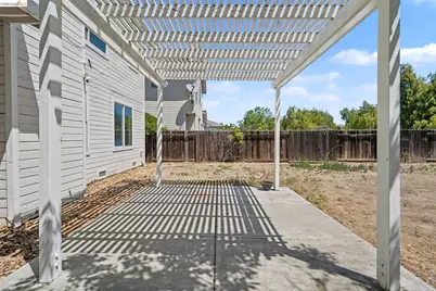 2129 Stratford Ct, Antioch, CA 94509 - Photo 25