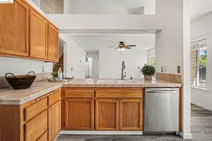 2129 Stratford Ct, Antioch, CA 94509 - Photo 13