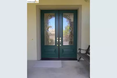 1050 Overland Place, Vacaville, CA 95687 - Photo 3