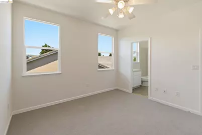 1050 Overland Place, Vacaville, CA 95687 - Photo 27