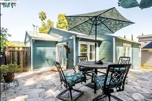8041 Greenly Dr, Oakland, CA 94605 - Photo 37