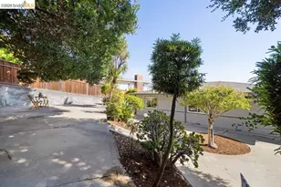 6941 Fair View Dr, El Cerrito, CA 94530 - Photo 29