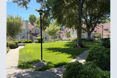7247 Cronin Cir, Dublin, CA 94568 - Photo 23
