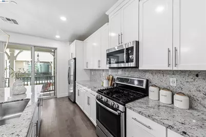 4170 Midlands Ct, Dublin, CA 94568 - Photo 9