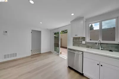 1808 Wildbrook Ct #D, Concord, CA 94521 - Photo 13
