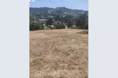 4060 Lambert Rd, El Sobrante, CA 94803 - Photo 9