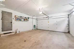 5263 Proctor Ave, Oakland, CA 94618 - Photo 31