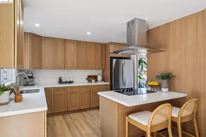 5263 Proctor Avenue, Oakland, CA 94618 - Photo 13