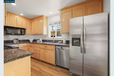 1346 Maryland Dr, Concord, CA 94521 - Photo 17