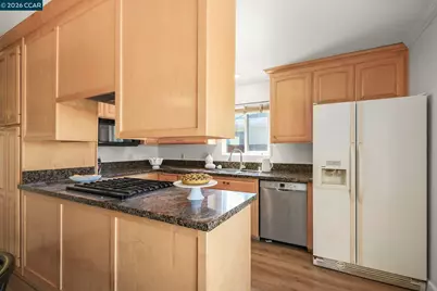 1346 Maryland Dr, Concord, CA 94521 - Photo 15