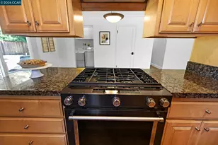 1346 Maryland Dr, Concord, CA 94521 - Photo 9