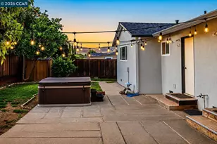1346 Maryland Dr, Concord, CA 94521 - Photo 31