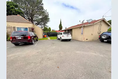 591 Sunset Blvd, Hayward, CA 94541 - Photo 3