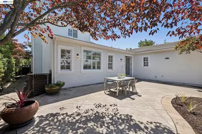 2361 Coral Sea St, Alameda, CA 94501 - Photo 79