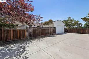2361 Coral Sea St, Alameda, CA 94501 - Photo 85