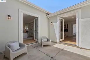 2361 Coral Sea St, Alameda, CA 94501 - Photo 59