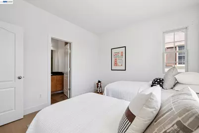 2361 Coral Sea St, Alameda, CA 94501 - Photo 63