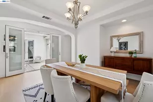 2361 Coral Sea St, Alameda, CA 94501 - Photo 13
