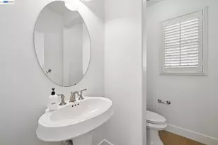 2361 Coral Sea St, Alameda, CA 94501 - Photo 51
