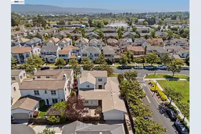 2361 Coral Sea St, Alameda, CA 94501 - Photo 91