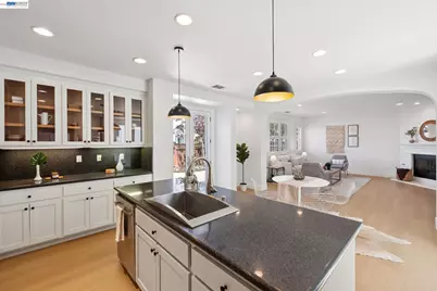 2361 Coral Sea St, Alameda, CA 94501 - Photo 33