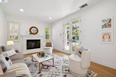 2361 Coral Sea St, Alameda, CA 94501 - Photo 5