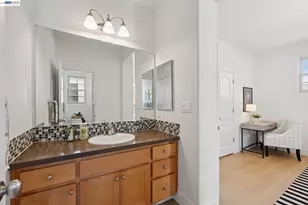 2361 Coral Sea St, Alameda, CA 94501 - Photo 71
