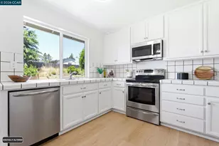 2173 Warwick Dr, Benicia, CA 94510 - Photo 13