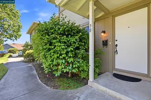 30 Miramonte Dr, Moraga, CA 94556 - Photo 35