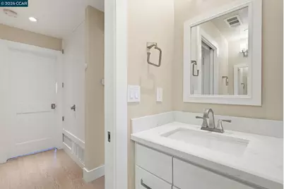 30 Miramonte Dr, Moraga, CA 94556 - Photo 25