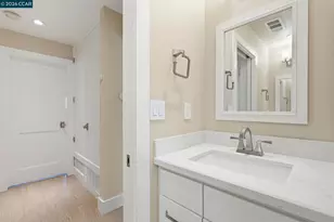 30 Miramonte Dr, Moraga, CA 94556 - Photo 25