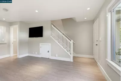 30 Miramonte Dr, Moraga, CA 94556 - Photo 11