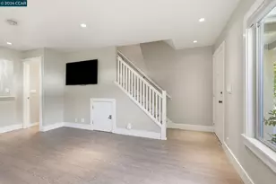 30 Miramonte Dr, Moraga, CA 94556 - Photo 11