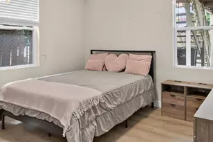 859 52nd St, Oakland, CA 94608 - Photo 11