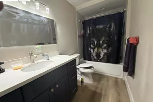 859 52nd St, Oakland, CA 94608 - Photo 5