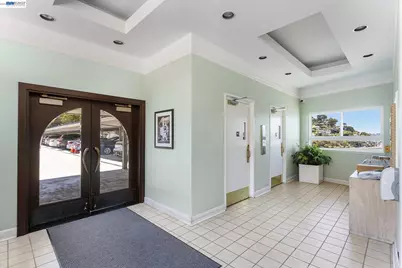 100 South #208, Sausalito, CA 94965 - Photo 15
