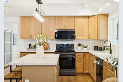 31067 Palomares Rd, Castro Valley, CA 94552 - Photo 7