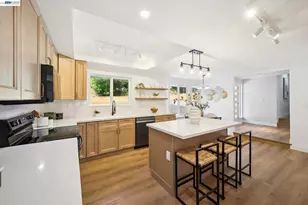 31067 Palomares Rd, Castro Valley, CA 94552 - Photo 9