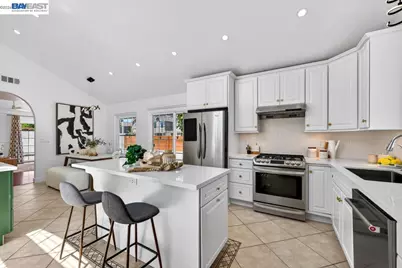 5325 Mayten Grove Ct, San Jose, CA 95123 - Photo 15