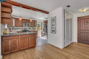 144 Roslyn Dr, Concord, CA 94518 - Photo 3