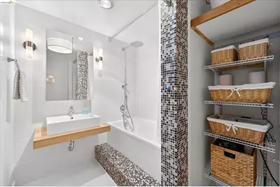 574 48th St #403, Oakland, CA 94609 - Photo 27