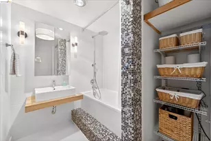 574 48th St, Oakland, CA 94609 - Photo 27