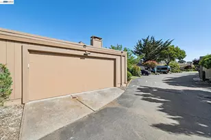 1118 Bismarck Ln, Alameda, CA 94502 - Photo 27