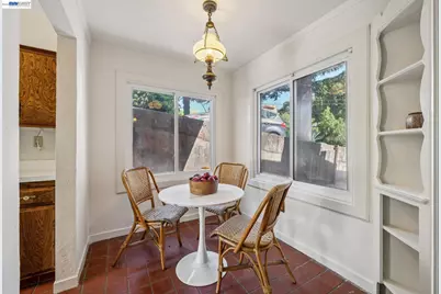 3231 Wisconsin St, Oakland, CA 94602 - Photo 7