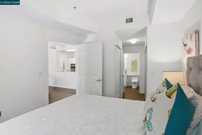 1860 Tice Creek Dr #1210, Walnut Creek, CA 94595 - Photo 11